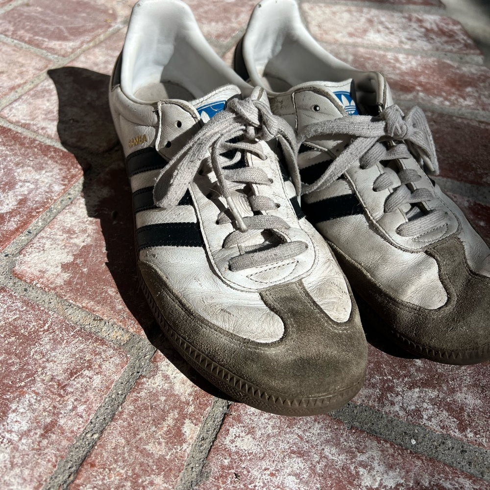 2 pairs! Adidas Samba & Addidas superstars - Picture 5 of 12